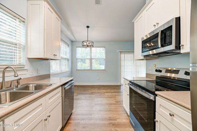 83 Summerfield Ct Apt 922, Hilton Head Island, SC 29926