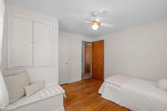 343 Mount Vernon Avenue, Grosse Pointe, MI 48236