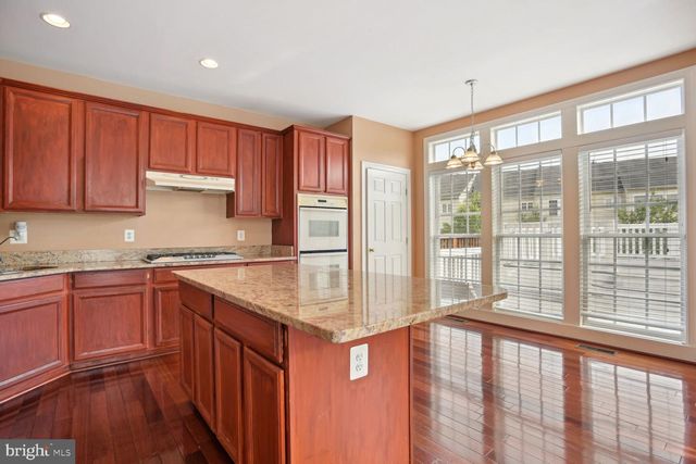 41823 PROGRESS TER, Aldie, VA 20105