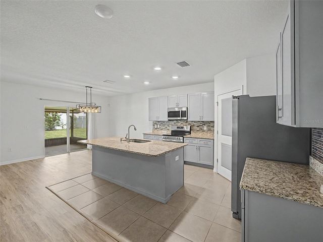 2942 NE 46TH AVENUE, Ocala, FL 34470