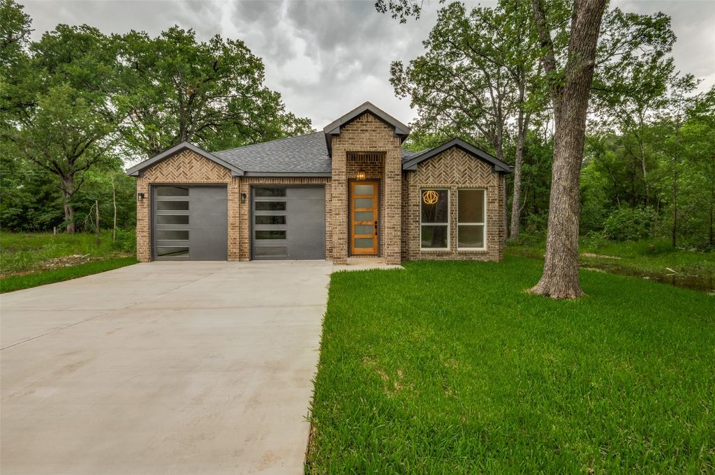 119 Driftwood Drive, Trinidad, TX 75163
