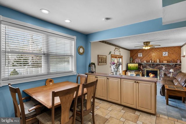 10 WASHBURNE AVE, Berlin, NJ 08009