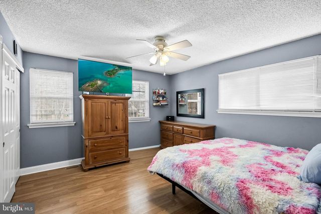 10 WASHBURNE AVE, Berlin, NJ 08009