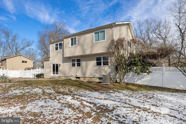 10 WASHBURNE AVE, Berlin, NJ 08009