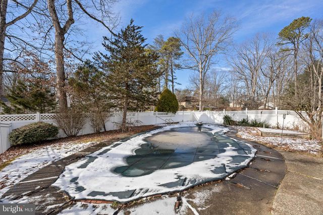 10 WASHBURNE AVE, Berlin, NJ 08009