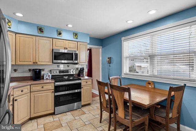 10 WASHBURNE AVE, Berlin, NJ 08009