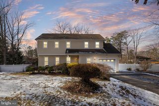 10 WASHBURNE AVE, Berlin, NJ 08009