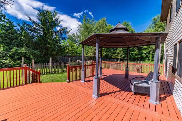 8805 Stadium Drive, Kalamazoo, MI 49009
