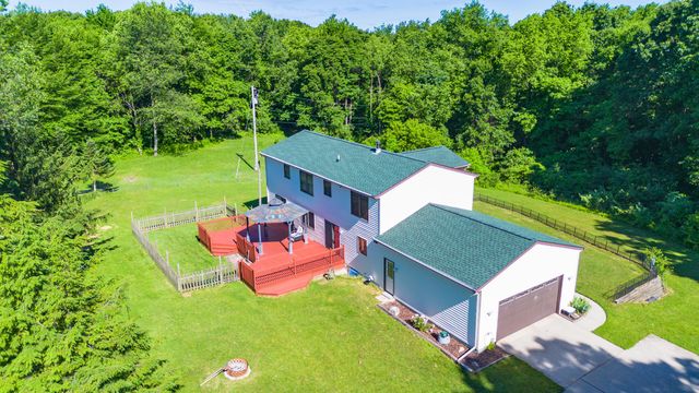 8805 Stadium Drive, Kalamazoo, MI 49009