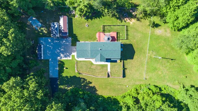 8805 Stadium Drive, Kalamazoo, MI 49009