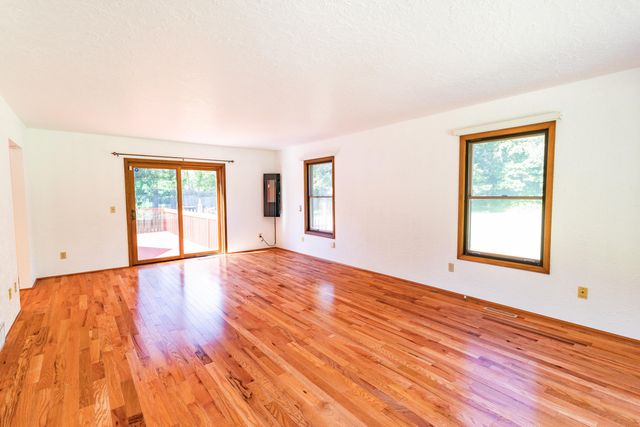8805 Stadium Drive, Kalamazoo, MI 49009