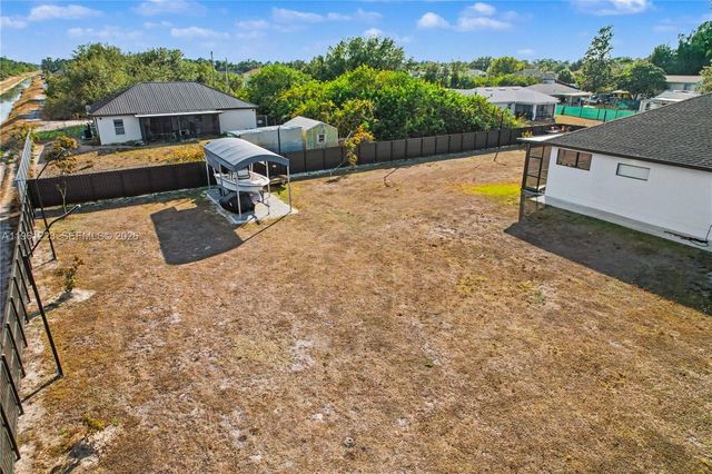 3705 SW 23rd St, Lehigh Acres, FL 33976