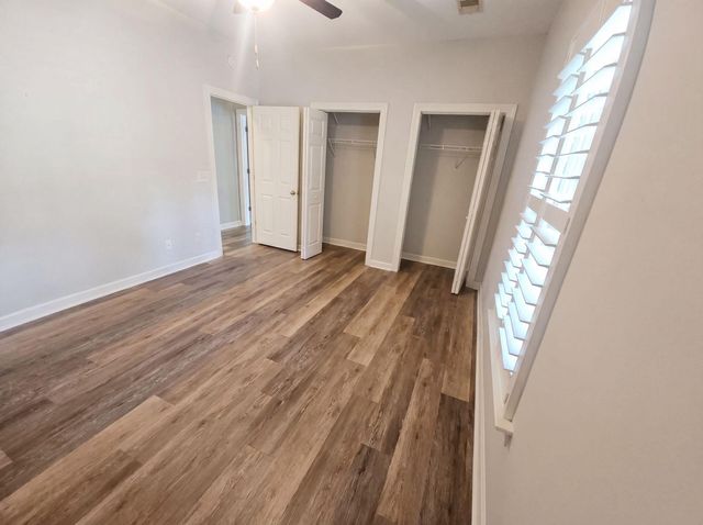 906 W Marymont Lane, Charleston, SC 29414