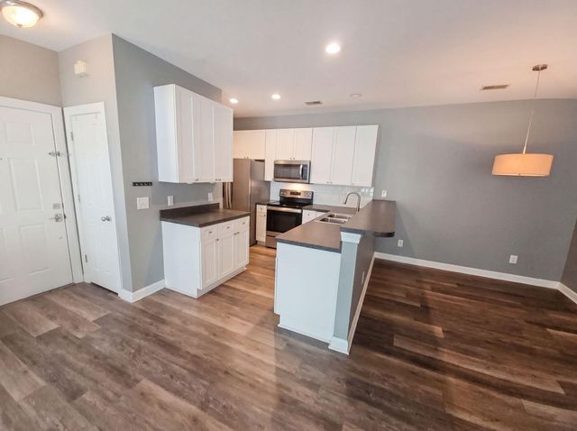 906 W Marymont Lane, Charleston, SC 29414