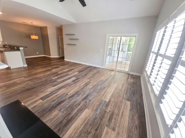 906 W Marymont Lane, Charleston, SC 29414