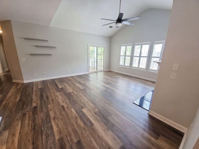906 W Marymont Lane, Charleston, SC 29414