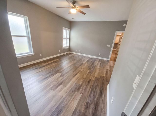 906 W Marymont Lane, Charleston, SC 29414