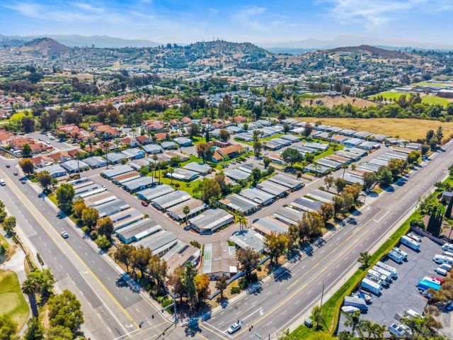 2250 N Broadway 83, Escondido, CA 92026