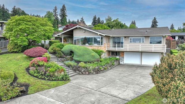 5810 NE 181st Street, Kenmore, WA 98028