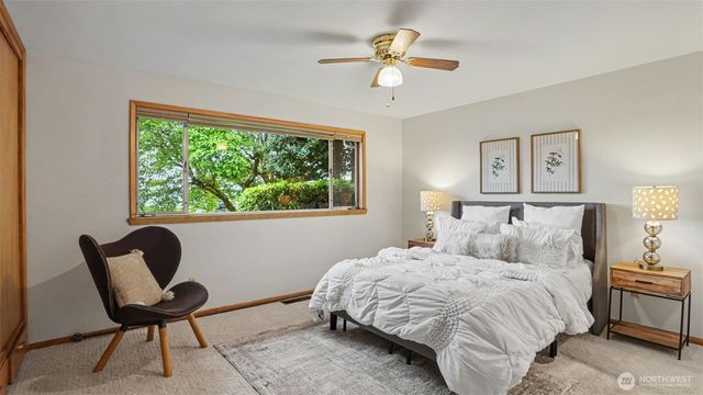 5810 NE 181st Street, Kenmore, WA 98028