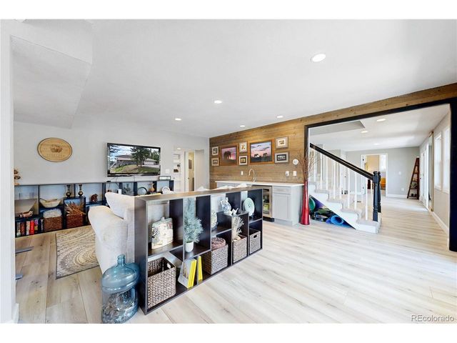 7692 Surrey Dr, Morrison, CO 80465