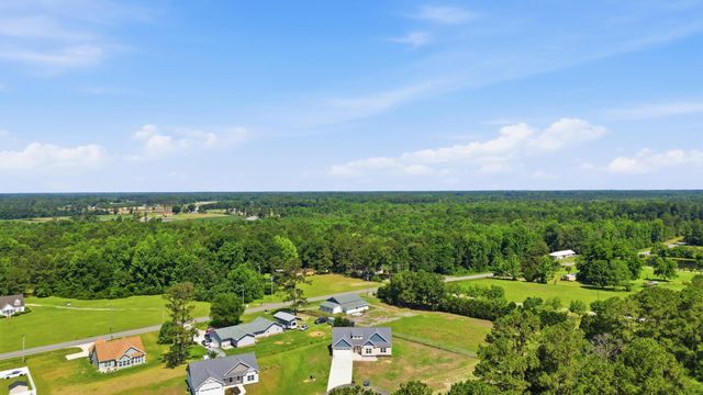 1900 Blue Bird Rd., Loris, SC 29569