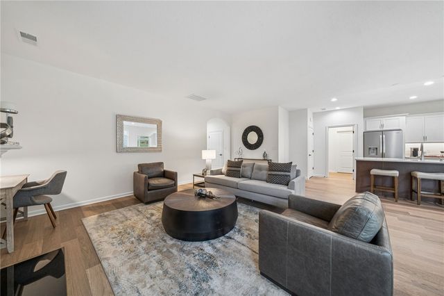 4296 Hawthorn Drive, South Park, PA 15129