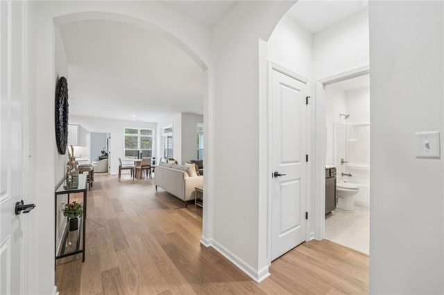 4296 Hawthorn Drive, South Park, PA 15129