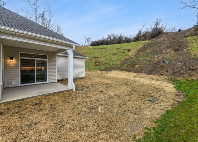 4296 Hawthorn Drive, South Park, PA 15129