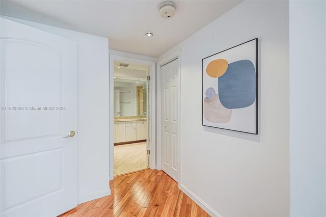 20281 E Country Club Dr 1412, Aventura, FL 33180