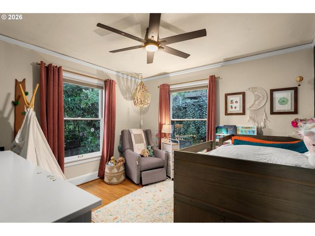 10807 Nw 2ND St, Portland, OR 97231