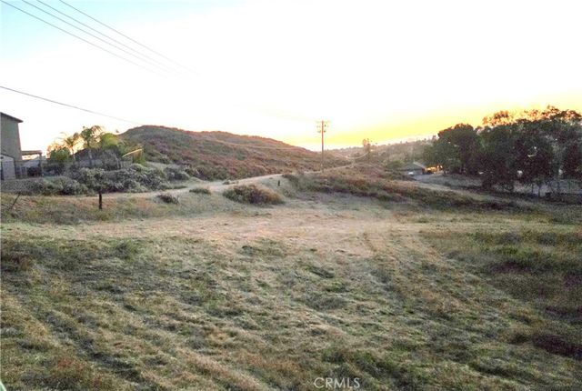 30925 Nicolas Road, Temecula, CA 92591