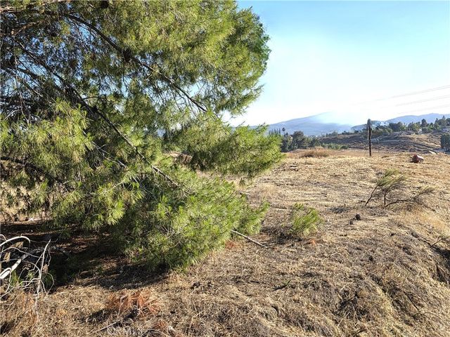 30925 Nicolas Road, Temecula, CA 92591