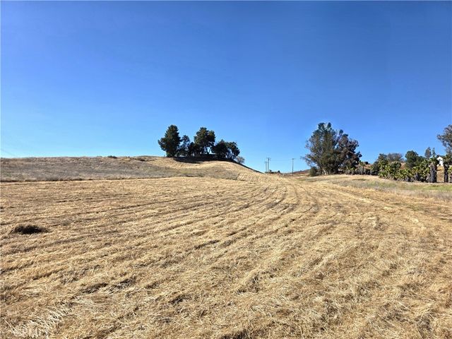 30925 Nicolas Road, Temecula, CA 92591