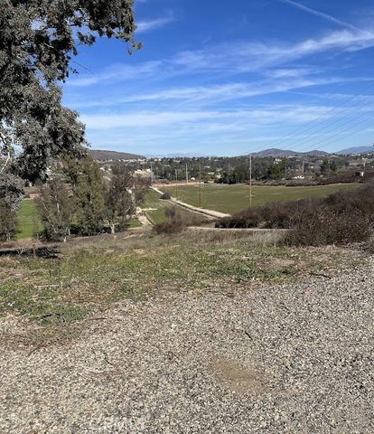 30925 Nicolas Road, Temecula, CA 92591