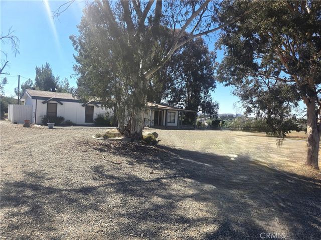 30925 Nicolas Road, Temecula, CA 92591
