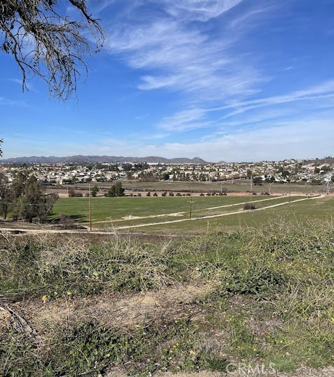 30925 Nicolas Road, Temecula, CA 92591