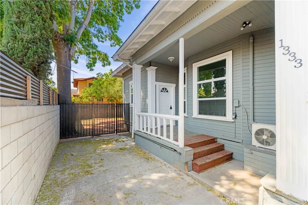1333 S Park, Pomona, CA 91766