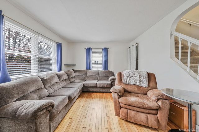 287 Central Avenue, Bohemia, NY 11716