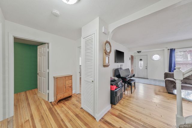 287 Central Avenue, Bohemia, NY 11716