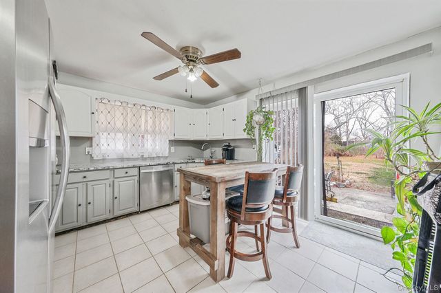 287 Central Avenue, Bohemia, NY 11716