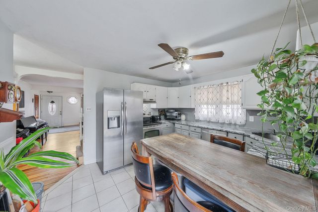 287 Central Avenue, Bohemia, NY 11716