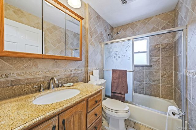 287 Central Avenue, Bohemia, NY 11716