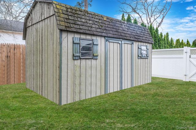 287 Central Avenue, Bohemia, NY 11716