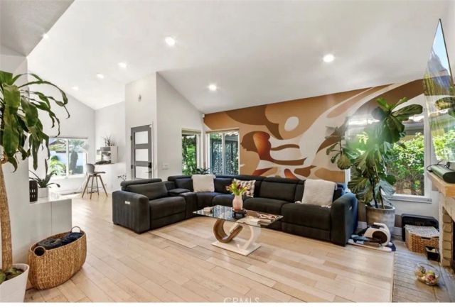 6250 E Quartz Lane, Anaheim Hills, CA 92807