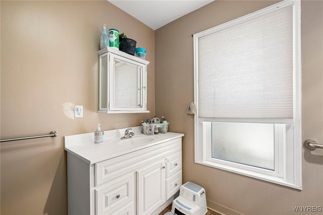 2233 South Avenue, Niagara Falls, NY 14305