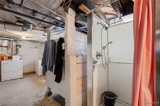 2233 South Avenue, Niagara Falls, NY 14305