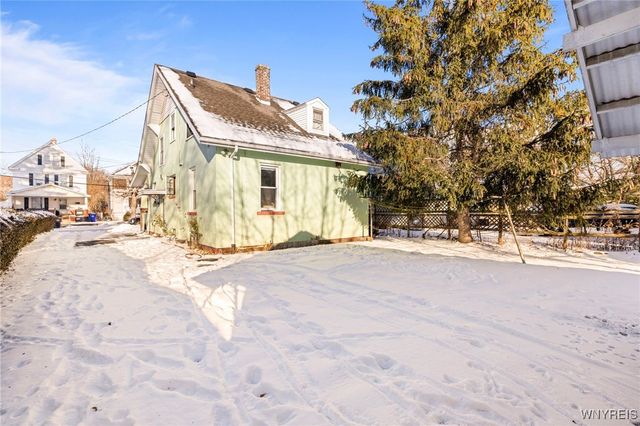 2233 South Avenue, Niagara Falls, NY 14305