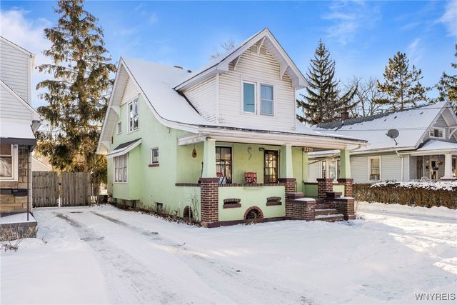 2233 South Avenue, Niagara Falls, NY 14305