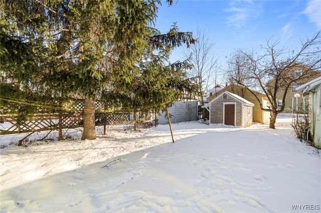 2233 South Avenue, Niagara Falls, NY 14305